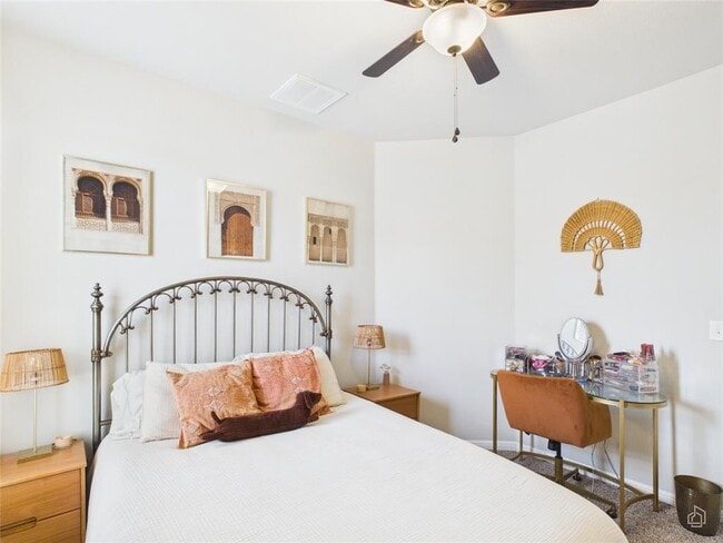 Building Photo - 9310 Tanager Way