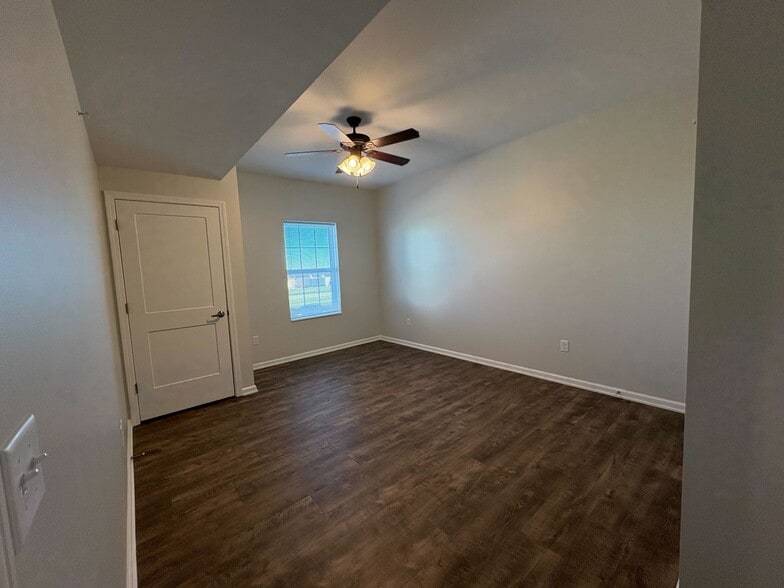 Building Photo - Crete Senior Villas