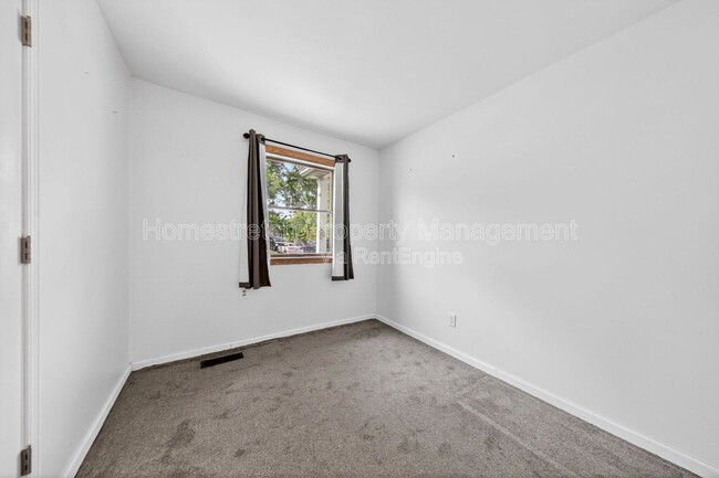 Building Photo - 1459 Redman Blvd