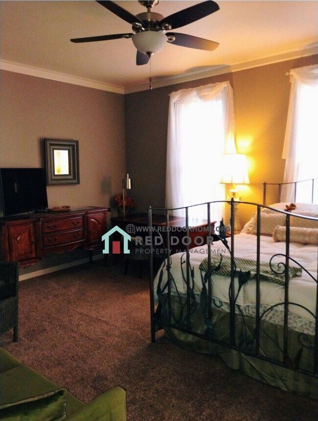 Building Photo - Spacious 4-Bedroom Home in the Heart of Great Falls – Mid-Term Rental