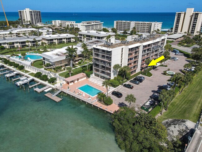 Building Photo - 225 S Beach Rd