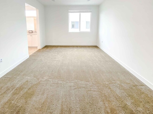 Building Photo - 1893 Union St