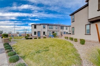 Building Photo - 724 Florence Isle Ave