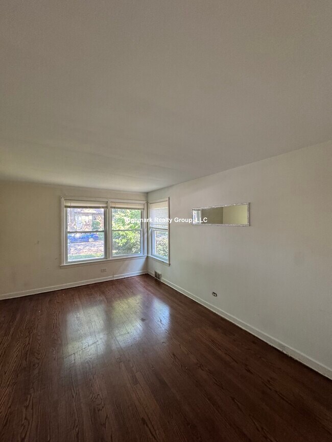 Building Photo - 8242 Kilpatrick Ave