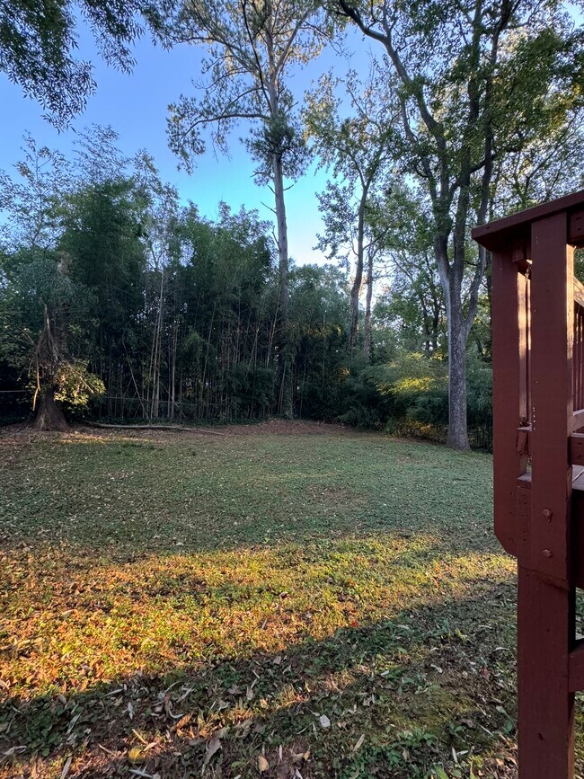 Building Photo - 3494 Maryvale Dr