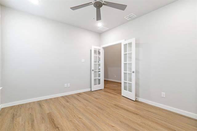 Building Photo - 1900 Brentwood Ln