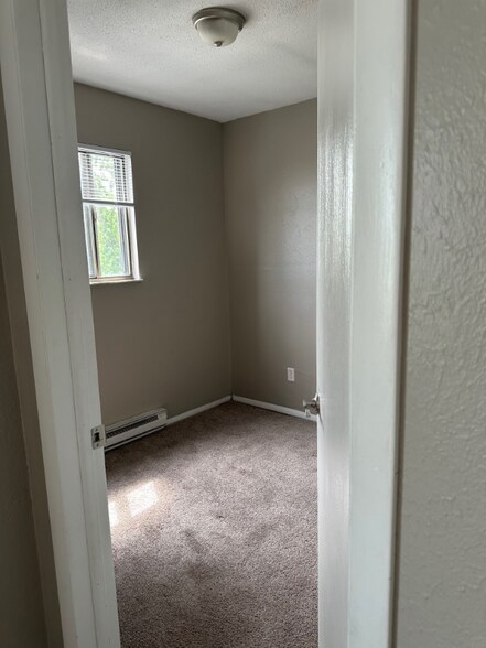 Building Photo - 7451 Lunitas Ln