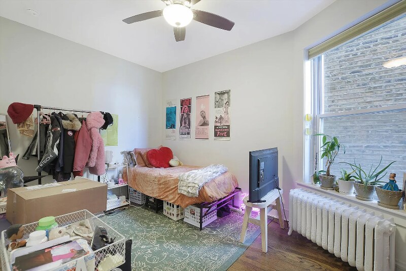 Building Photo - 6429 N Wayne Ave