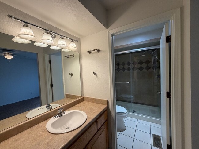 Building Photo - 3 Bedroom Single Story Home Available Near Academy Rd NW & Ventura St NE!