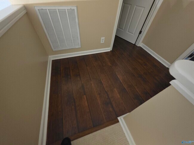 Building Photo - 1127 Stones Throw Dr NW