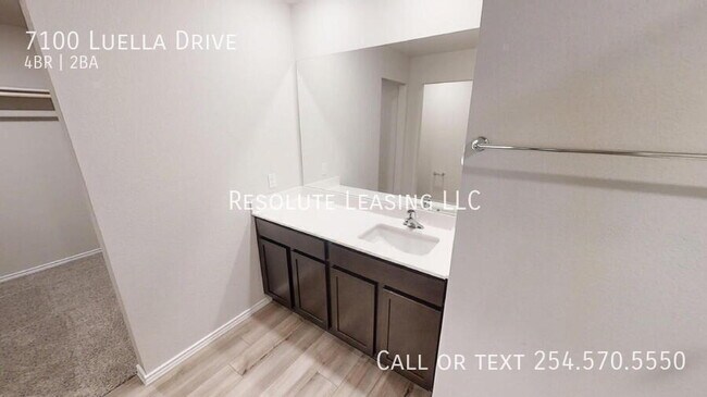 Building Photo - 7100 Luella Dr