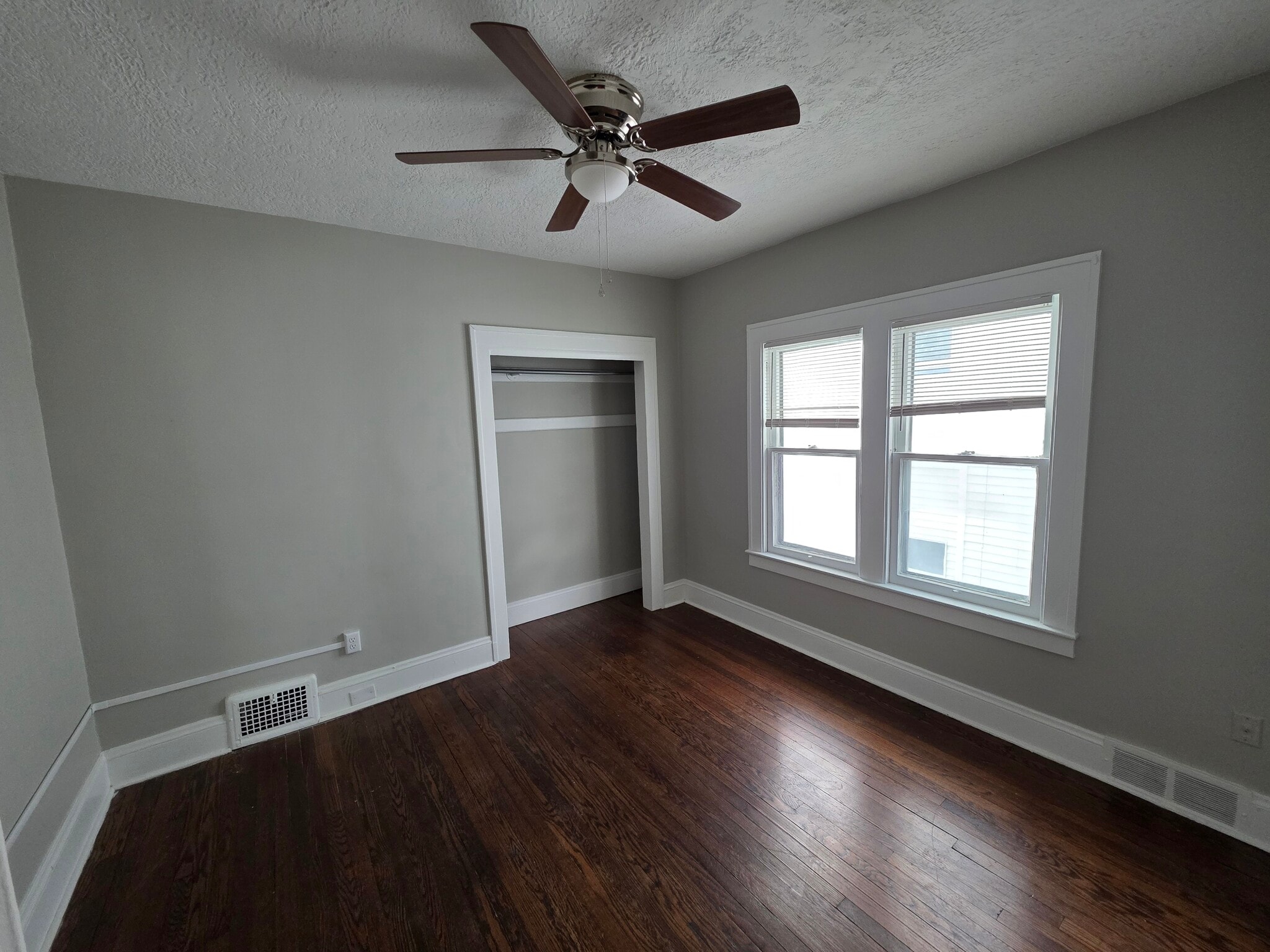 1648 Master BR 1 - 1646 Waterbury Rd