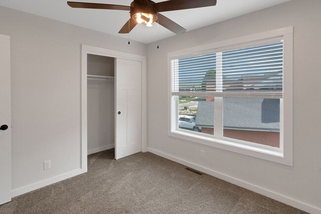 Building Photo - Charming 3BR Townhome in Fraser