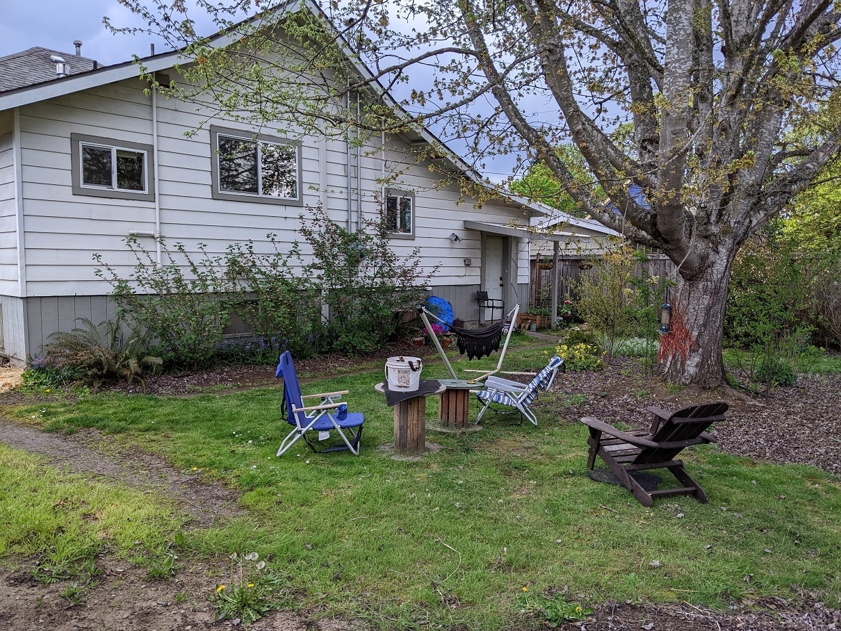 Backyard (1) - 1124 Almaden St