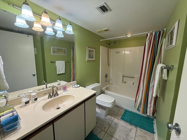 Building Photo - 1200 Fort Pickens Rd