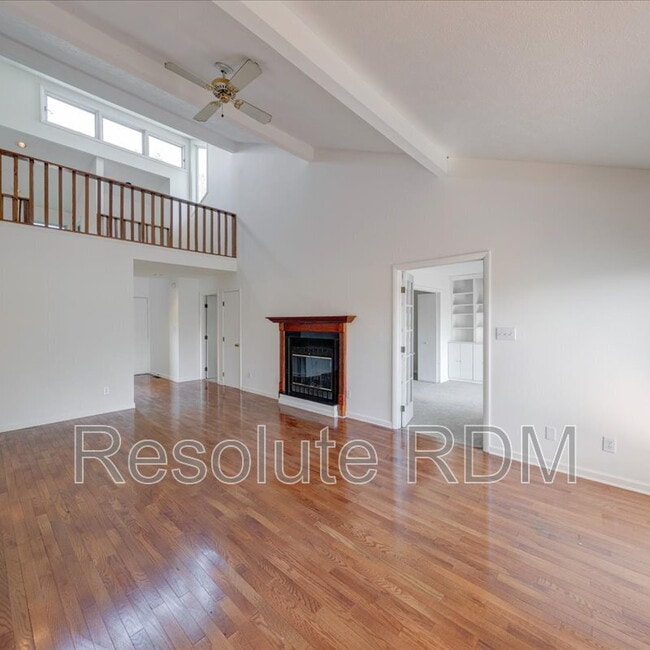 Building Photo - 12001 E 300 S