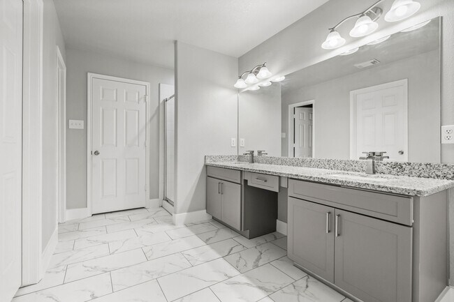 Building Photo - 20231 Avery Point Dr