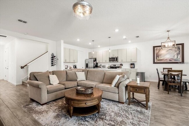 Building Photo - 2710 Bolzano Dr