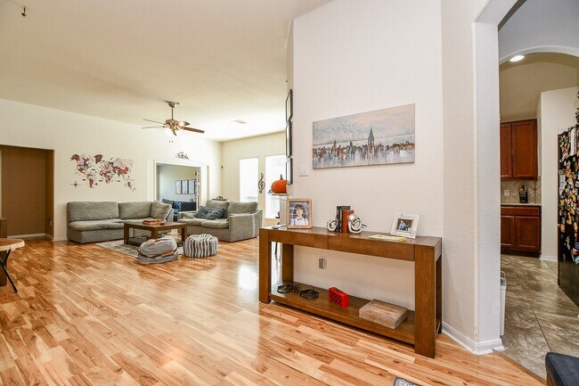 Building Photo - 15462 Signal Ridge Way