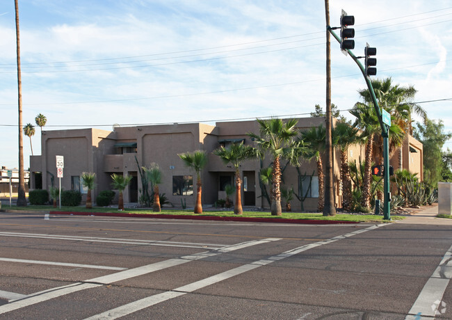 Primary Photo - LaMar Apartments