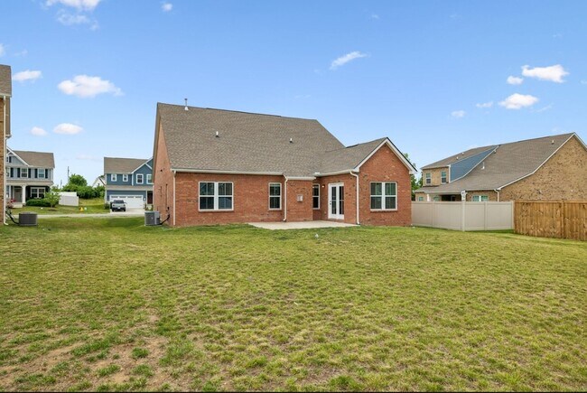 Building Photo - 308 Grassy Glen Dr