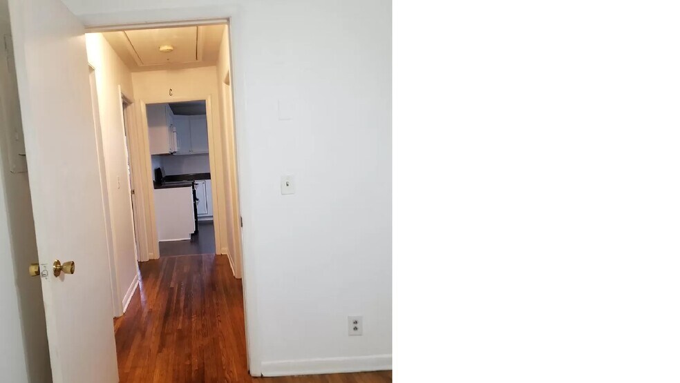 Building Photo - 2907 W Linden Ave
