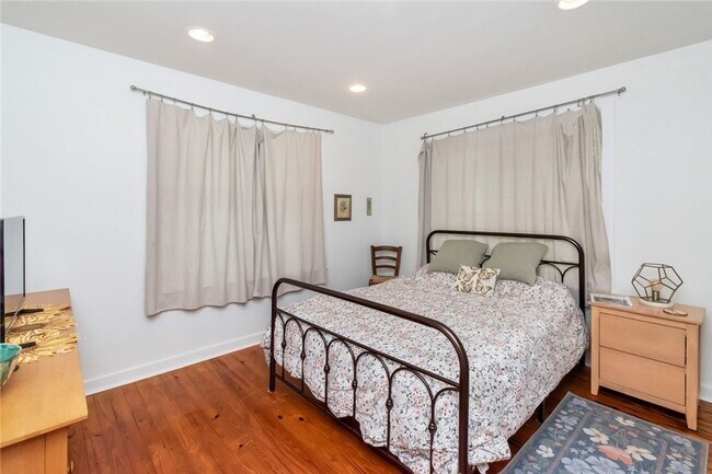 Building Photo - Special Home in Pinehurst