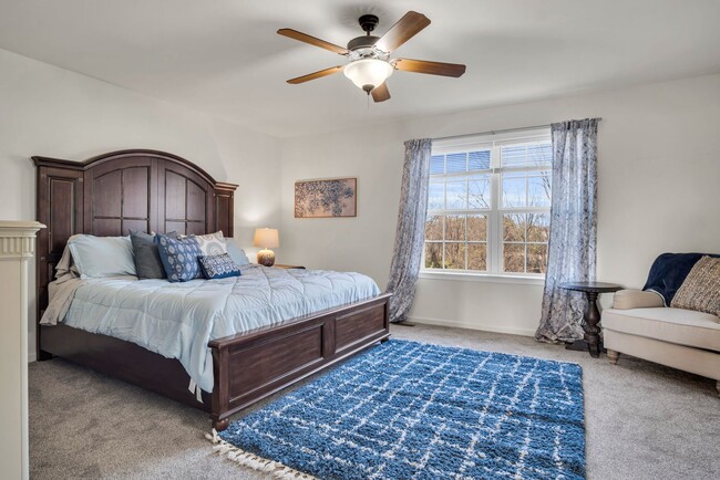 Building Photo - Luxury 4/BR townhome in Carlisle