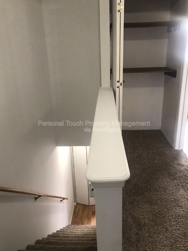 Building Photo - 440 22nd St E