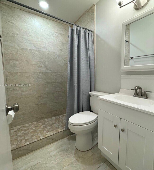 Building Photo - 11611 NW 57th Ct