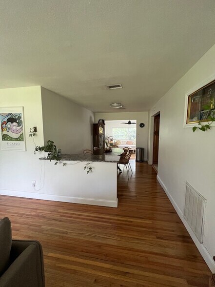 Refinished original hard wood floors. Marble counter- great for entertaining. - 30 W Par St