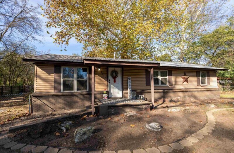 Building Photo - 3015 S Henderson Blvd