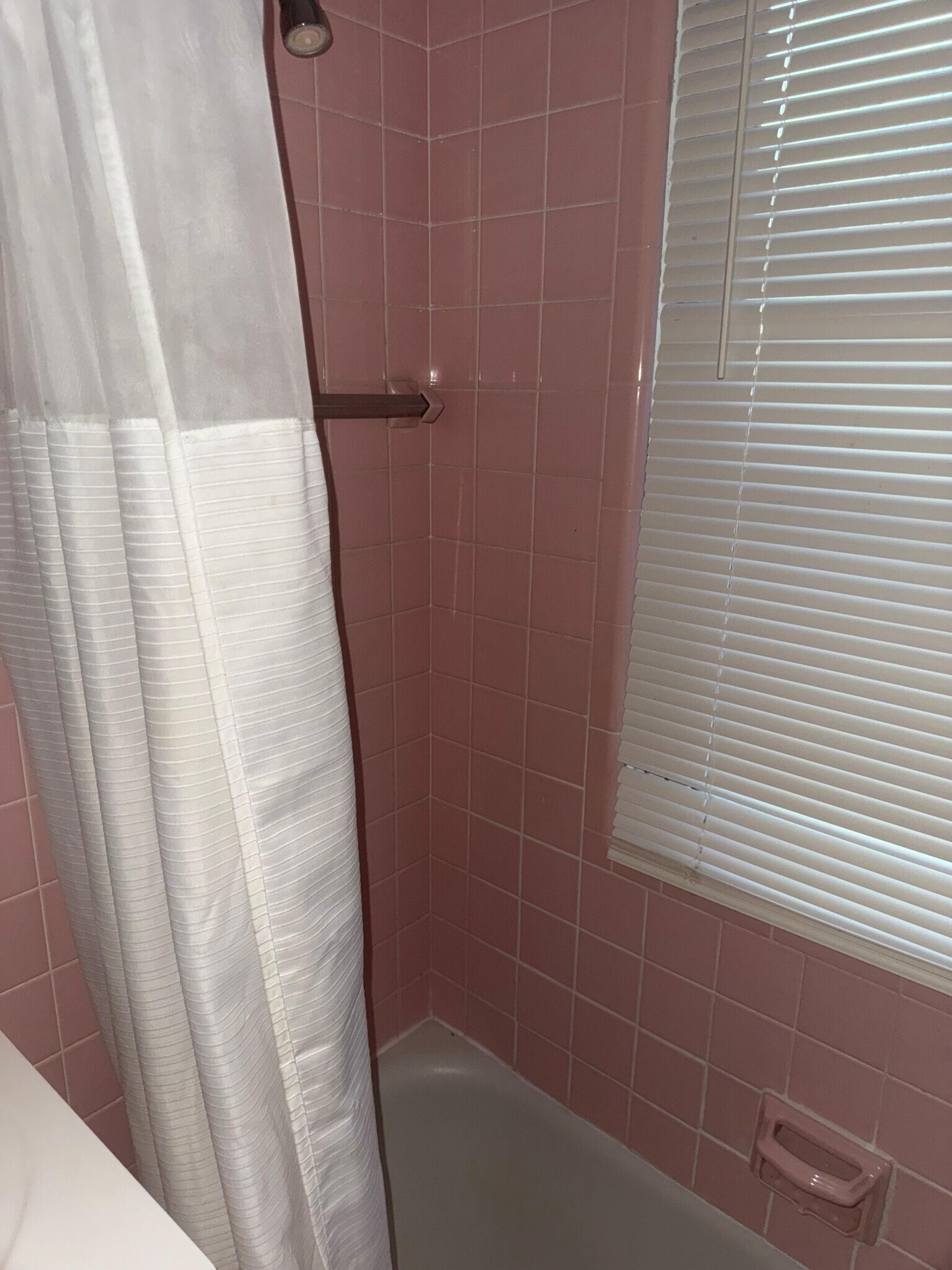 Building Photo - 3233 Chicago Ave