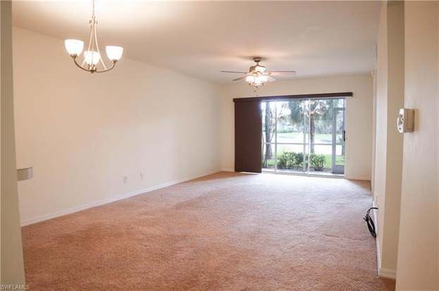 Building Photo - 273 Robin Hood Cir
