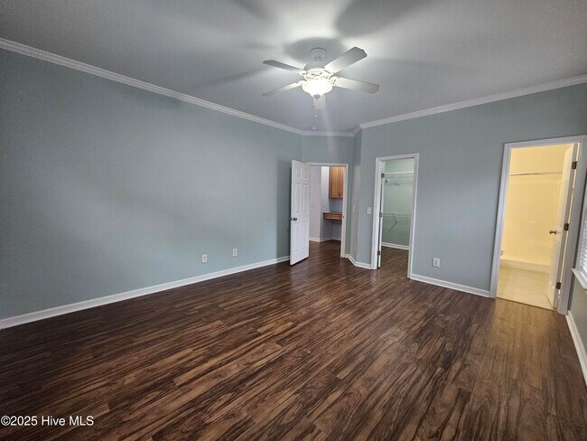 Building Photo - 109 Penquin Pl