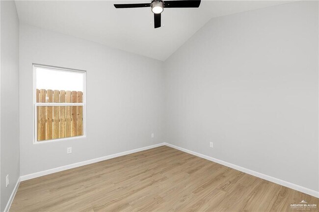 Building Photo - 2700 Mockingbird Rd