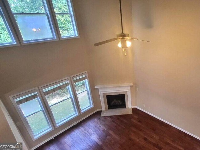 Building Photo - 2123 Worrall Hill Dr