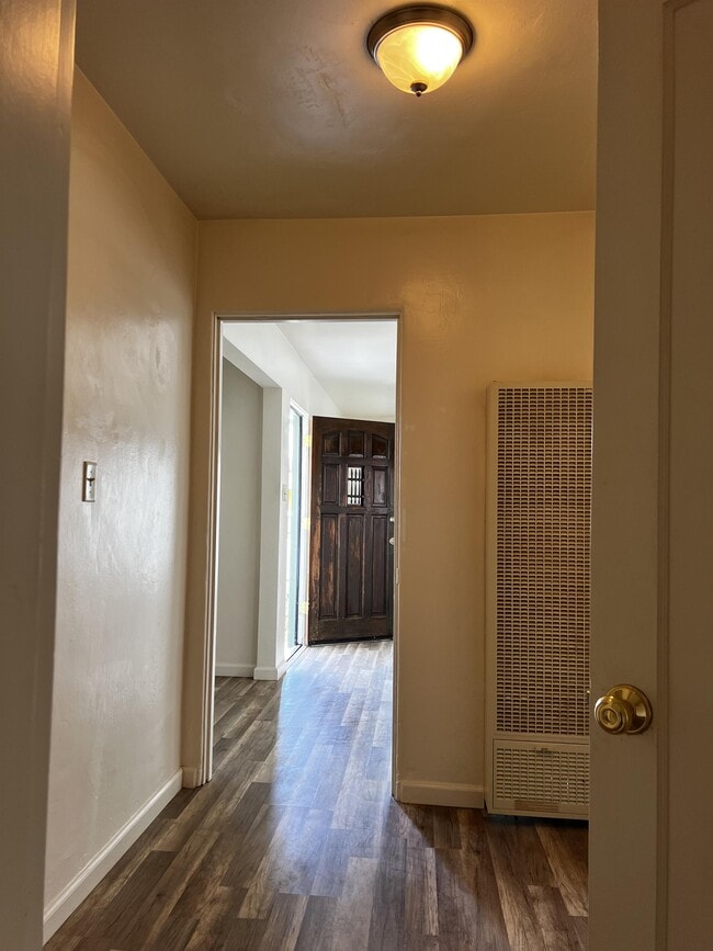 Building Photo - 1120 Austin Way