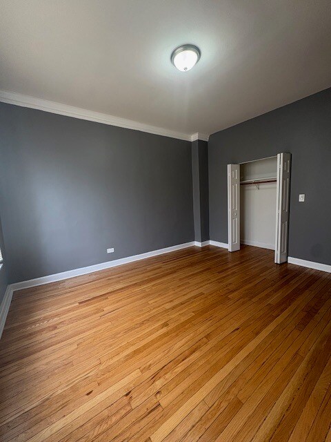 Building Photo - 6948 S Dorchester Ave