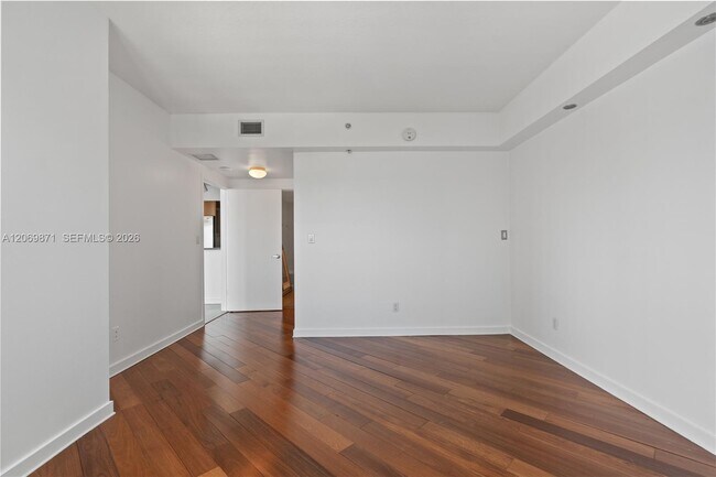 Building Photo - 325 S Biscayne Blvd