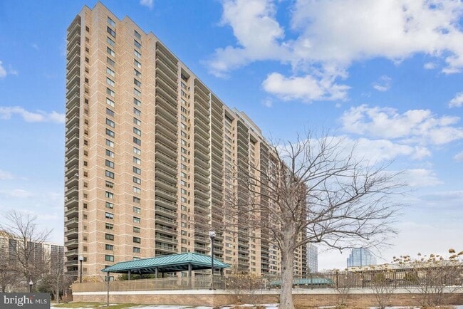 Building Photo - 5505 Seminary Rd