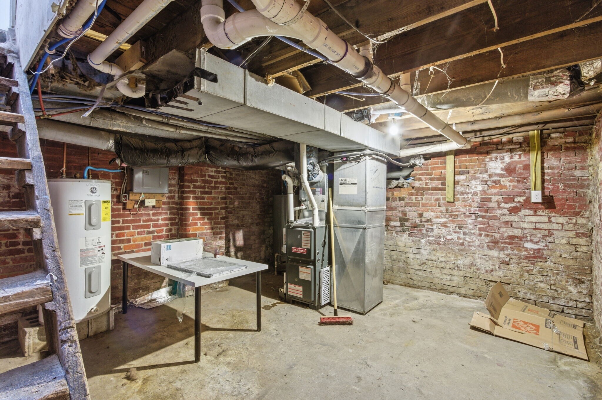 Building Photo - 1338 Barth Ave