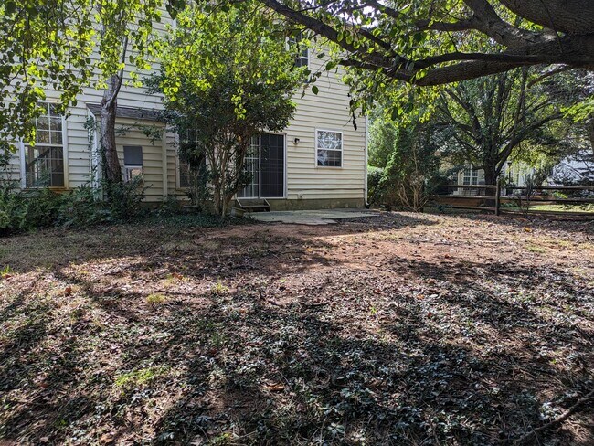 Building Photo - 4 Bedroom Home in Winslow Bay!