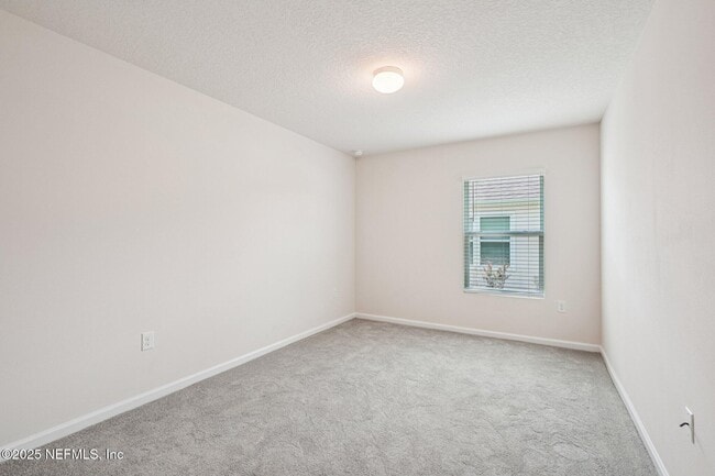 Building Photo - 633 Seville Pkwy