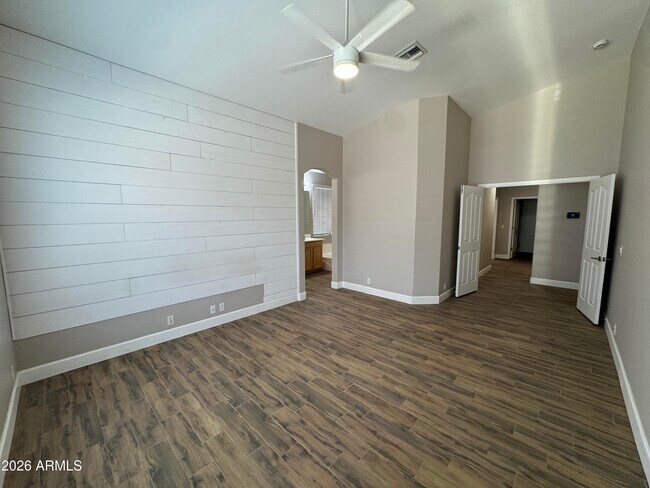Building Photo - 1710 E Tradewind Ct
