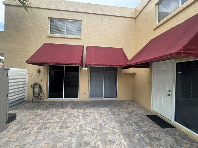 Building Photo - 14346 SW 96th Ln