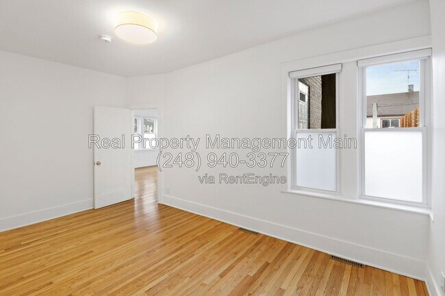 Building Photo - 12303 Klinger St
