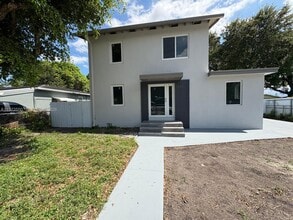 Building Photo - 3368 NW 51st Terrace