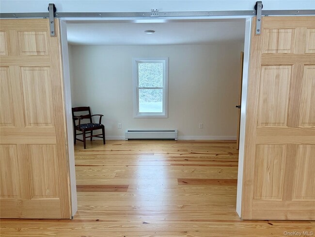 Building Photo - 156 Bloom Rd