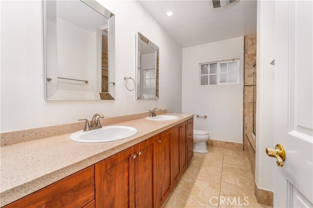 Building Photo - 21711 Mulholland Dr